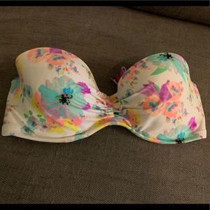 Victoria’s Secret Pink Bandeau swim top 32D